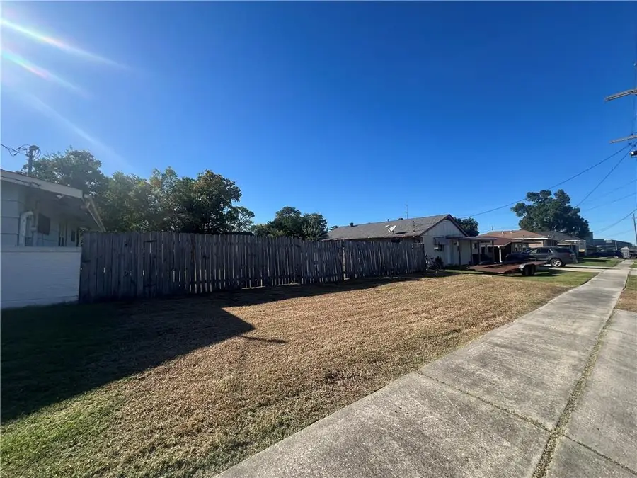 4922 Sandalwood Street, New Orleans, LA 70127 - Image #3