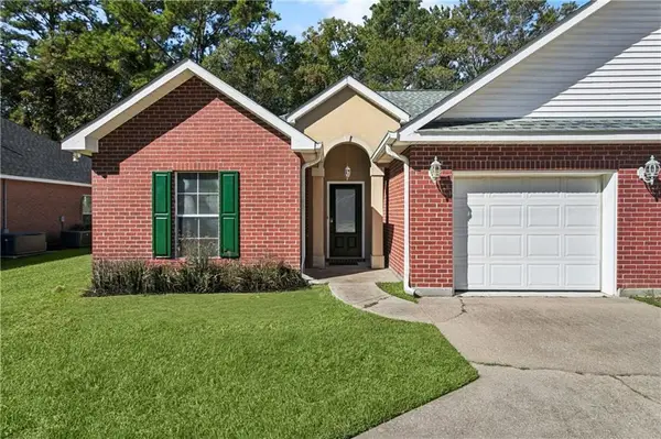 40081 Emerald Drive #B, Ponchatoula, LA 70454