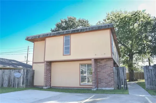 1209-11 Lochlomand Drive, Harvey, LA 70058