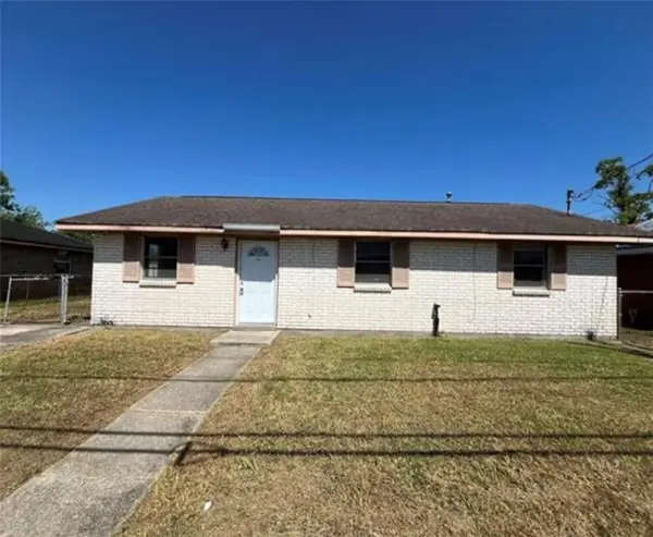 2712 Guerra Drive, Violet, LA 70092