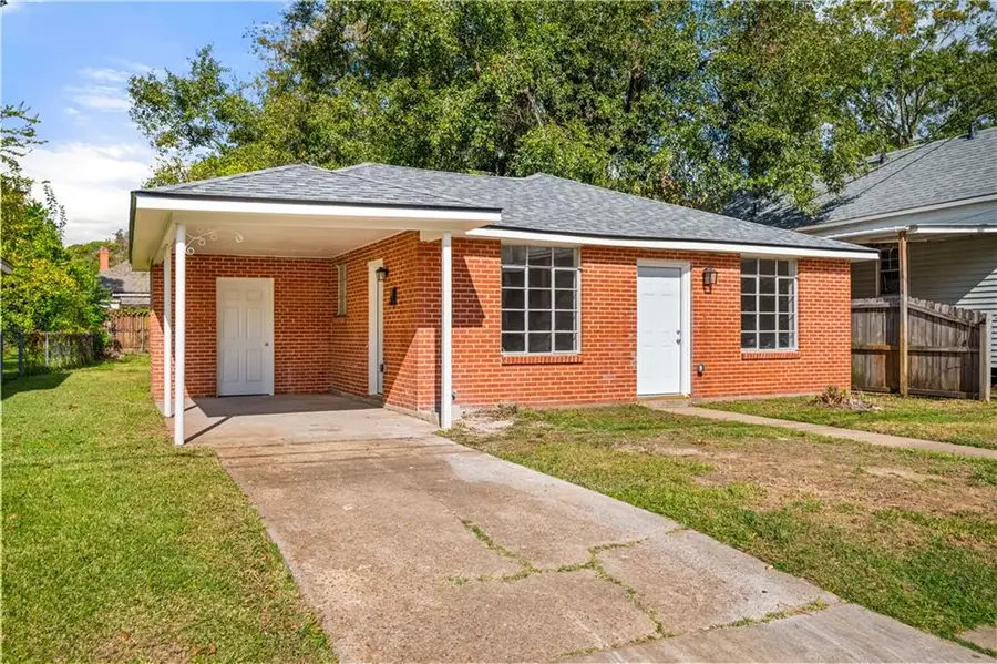 2230 Albert Street, Alexandria, LA 71301 - #3