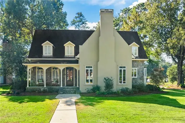 100 E Ruelle Drive, Mandeville, LA 70471