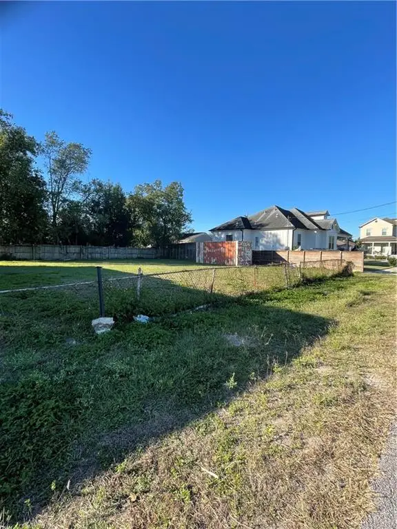 2452 Vienna Street, New Orleans, LA 70122 - Image #2