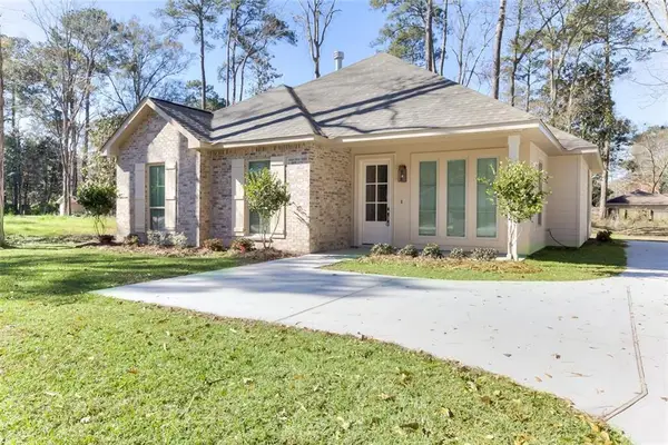 408 Holm Oak Lane, Mandeville, LA 70471