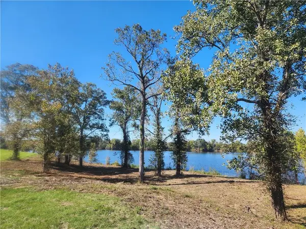 1380 Palmer Chapel Road, Pineville, LA 71360