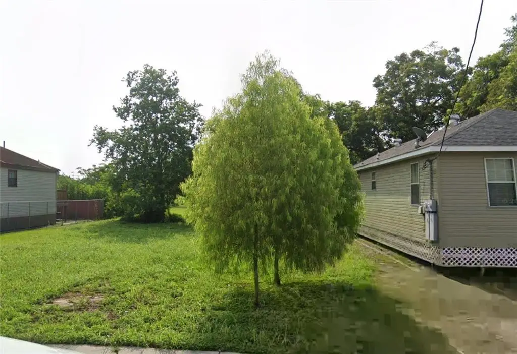 2313 Lamanche Street, New Orleans, LA 70117 - Image #1