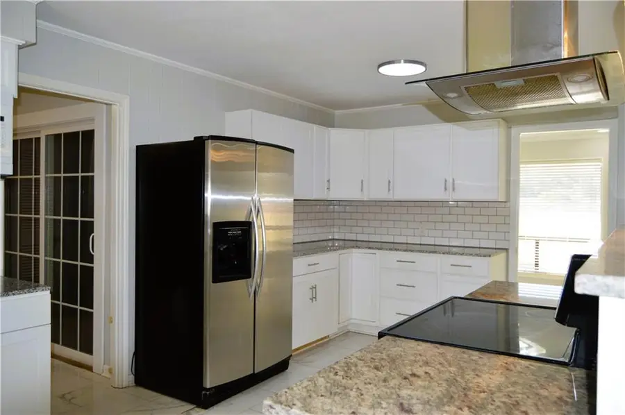 1531 Mohon Street, Alexandria, LA 71301 - #3