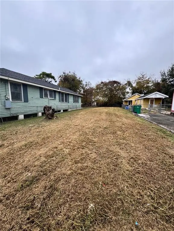 921 Westbank Express Way, Gretna, LA 70053