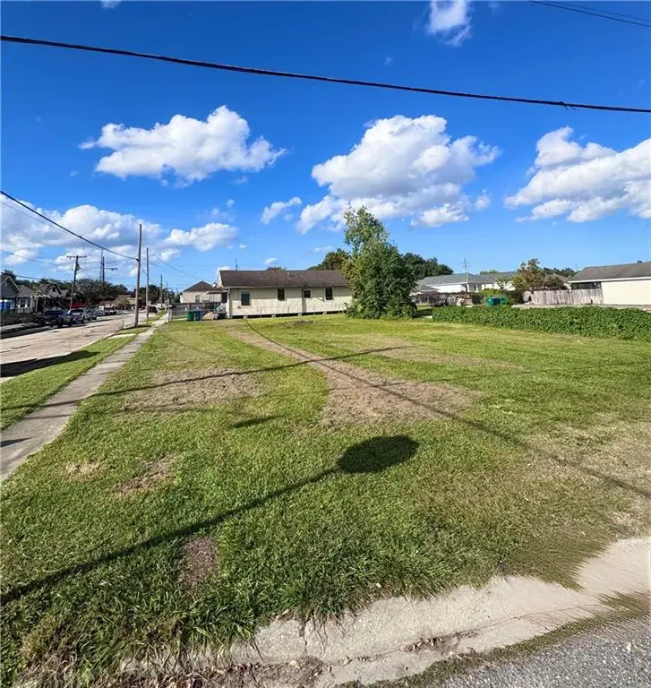 961 12th Street, Gretna, LA 70053 - #3