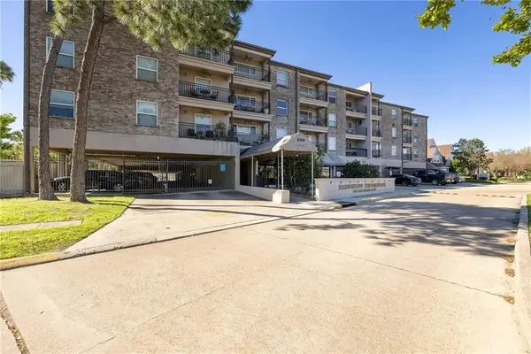 500 Lake Marina Avenue #330, New Orleans, LA 70124