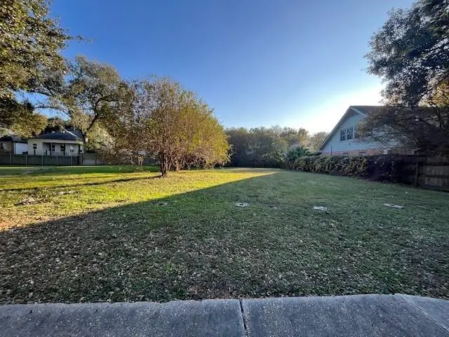 1410 Aviators Street, New Orleans, LA 70122 - #3