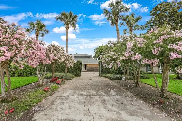 141 Meadowbrook Drive, Gretna, LA 70056