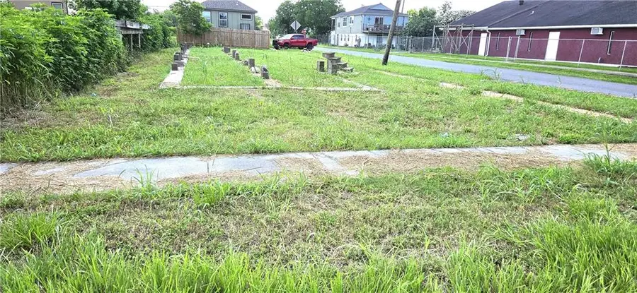 2301 Flood Street, New Orleans, LA 70117 - #3