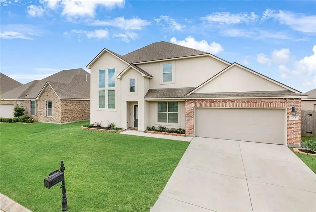 724 Lakeshore Village Drive, Slidell, LA 70461 - Image #1