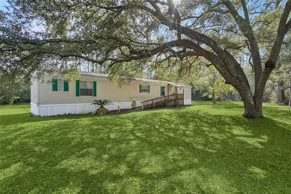 59472 Pine Ridge Road, Lacombe, LA 70445