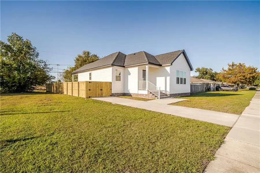 1702 Schnell Drive, Arabi, LA 70032 - Image #3