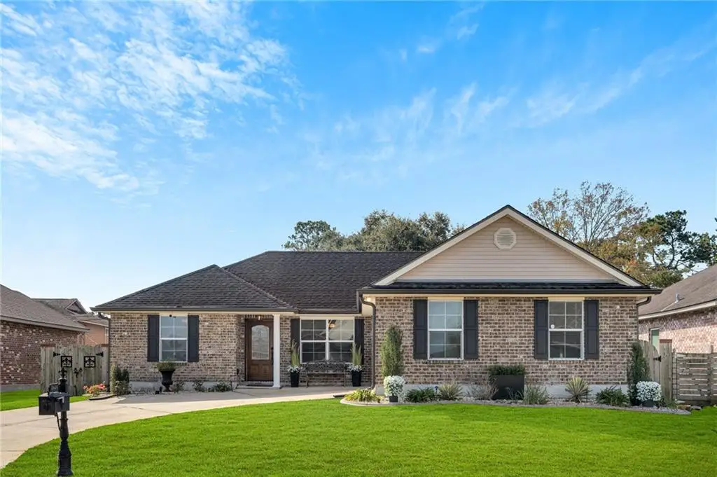 2446 Ave Mont Martre Avenue, Terrytown, LA 70056 - #1