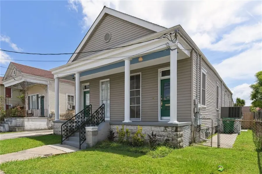 920 22 Lafayette Street, Gretna, LA 70053 - Image #2