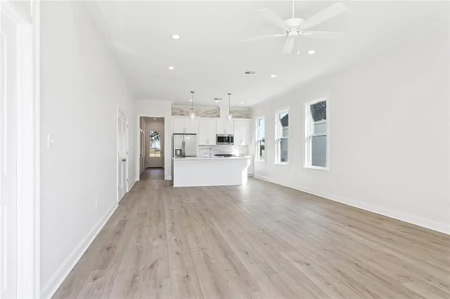 110 Matthew Drive, Des Allemands, LA 70030 - Image #2