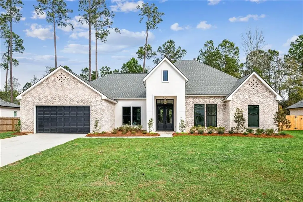 2016 Kingswood Drive, Mandeville, LA 70448 - #1