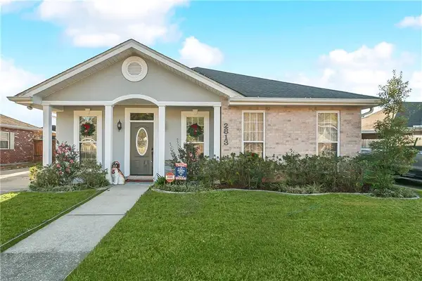 2813 Meadow Drive, Violet, LA 70092