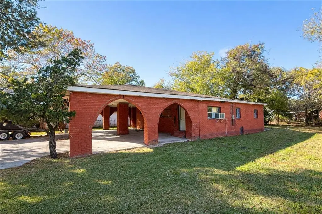 500 Solon Street, Gretna, LA 70053 - #1