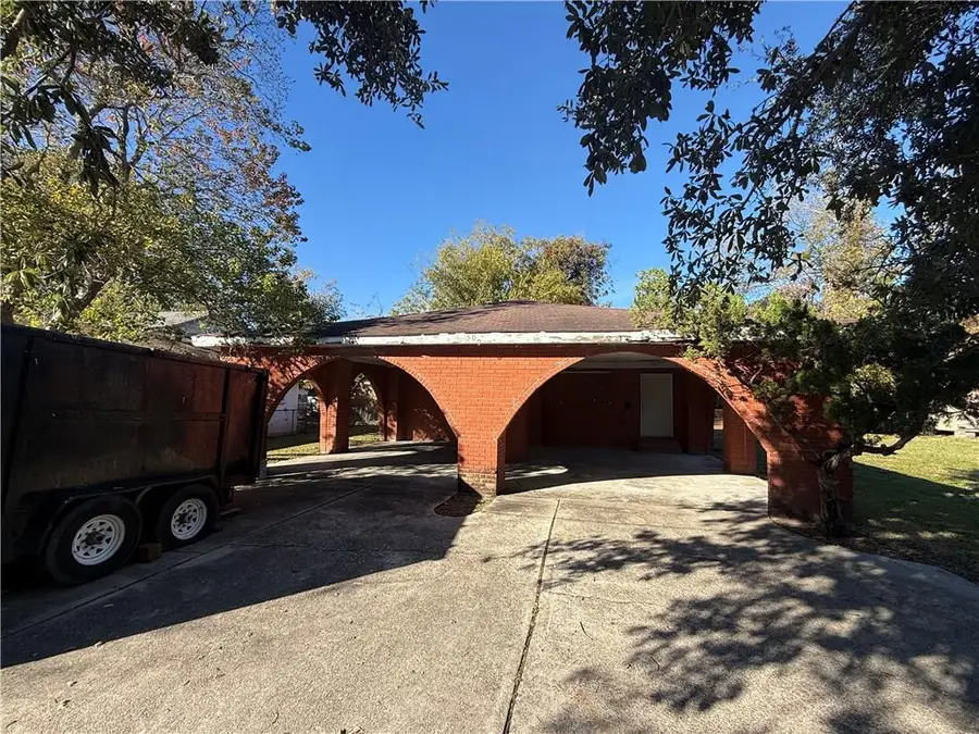 500 Solon Street, Gretna, LA 70053 - #2