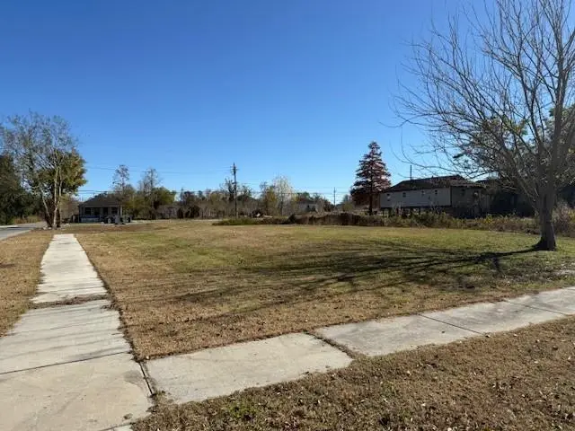 2441 Lamanche Street, New Orleans, LA 70117 - #1