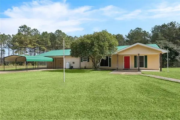 95 Silver Dollar Lane, Greensburg, LA 70441