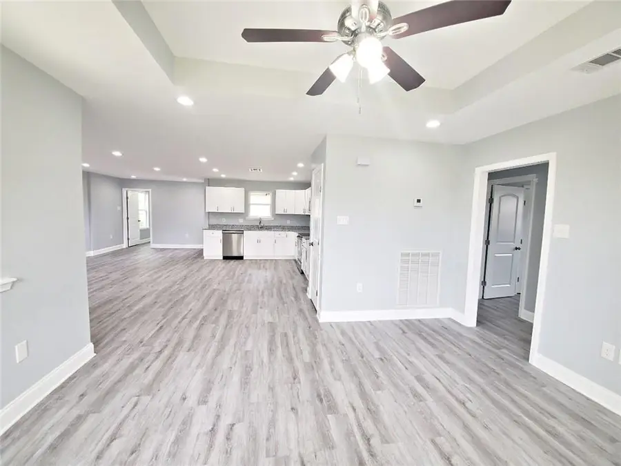 250 Willow Drive, Gretna, LA 70053 - Image #3