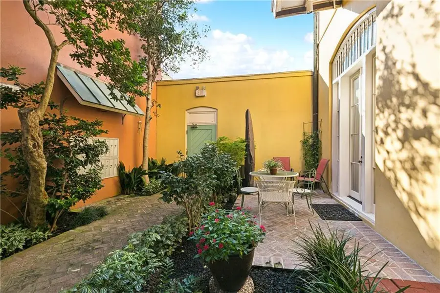 1040 Chartres Street #D1, New Orleans, LA 70116 - #3