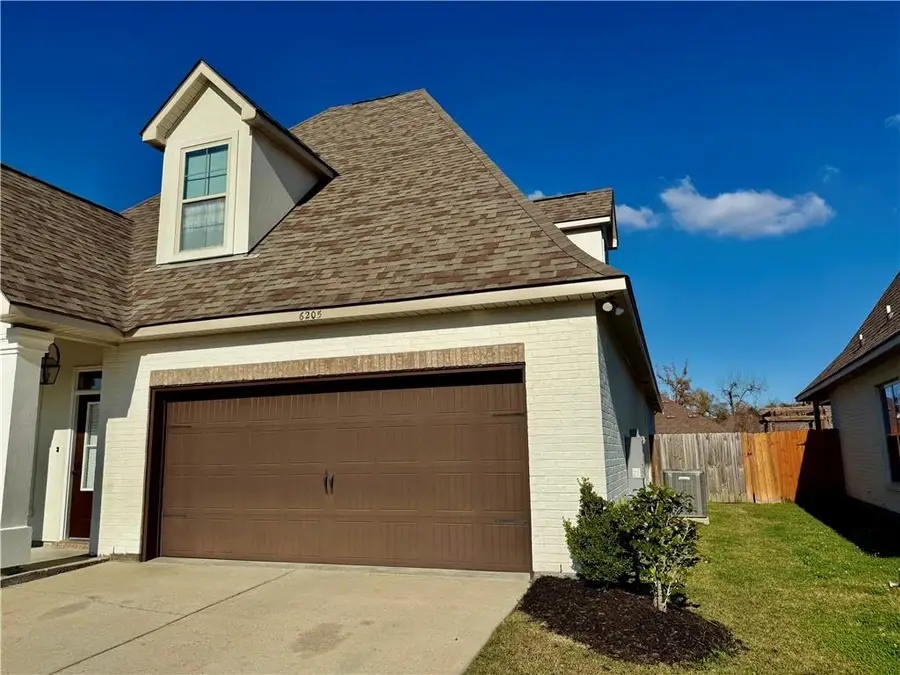 6205 Lake Edge Drive, Baton Rouge, LA 70820 - Image #2