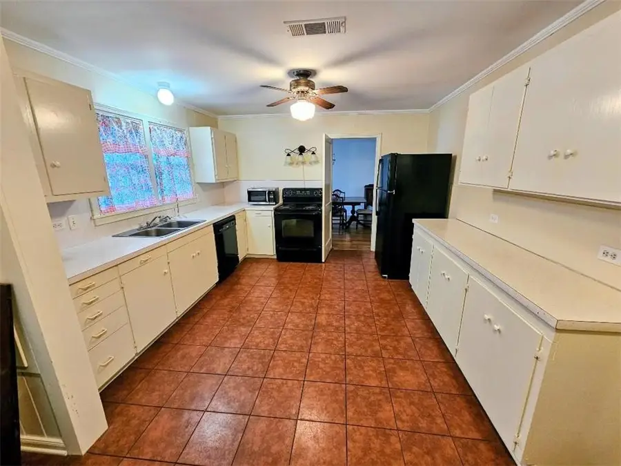 210 N King Street, Winnfield, LA 71483 - Image #2