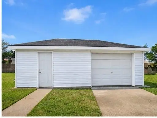 206 2nd Street, Chalmette, LA 70043 - #2