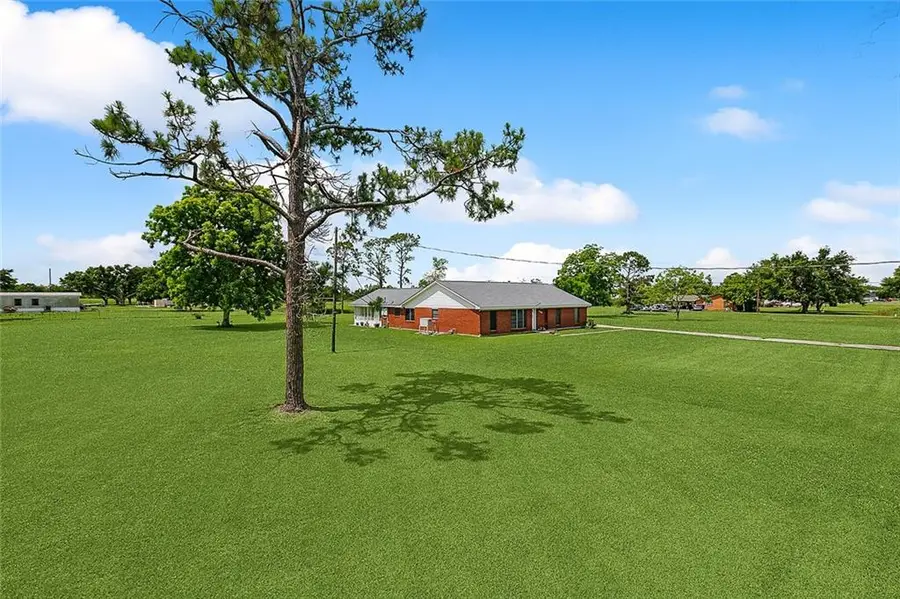 136 Michael Drive, Des Allemands, LA 70030 - Image #3