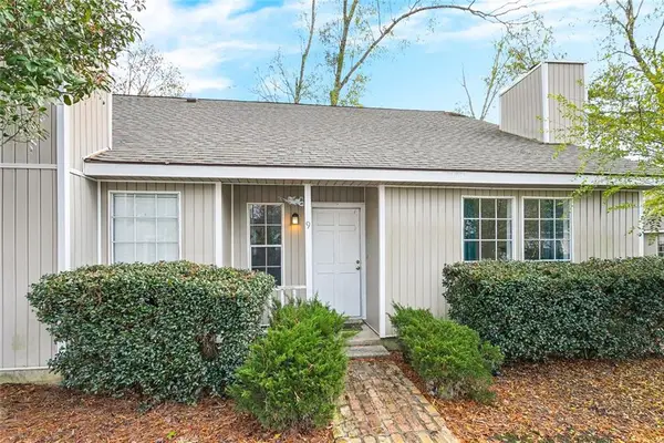 716 Heavens Drive #9, Mandeville, LA 70471