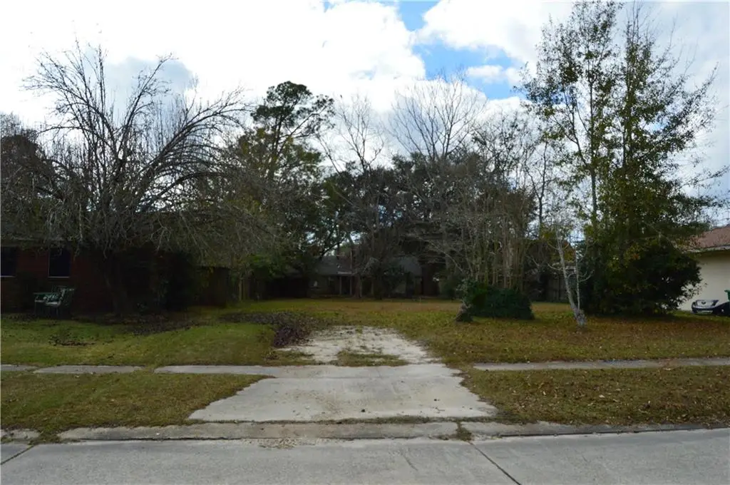 211 Bluebird Drive, Slidell, LA 70458 - Image #1