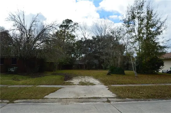 211 Bluebird Drive, Slidell, LA 70458