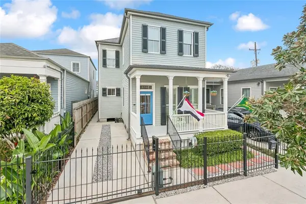 3707 Annunciation Street, New Orleans, LA 70115