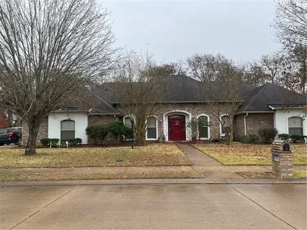 6401 Bayou Crossing Drive, Alexandria, LA 71303