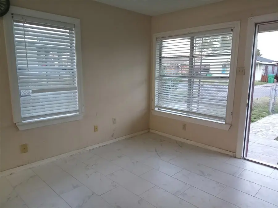 1828 Plaza Drive, Marrero, LA 70072 - Image #3