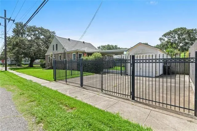 4976 Saint Roch Avenue, New Orleans, LA 70122 - Image #3