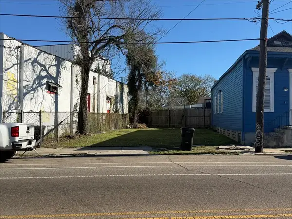 1415 Saint Bernard Avenue, New Orleans, LA 70116