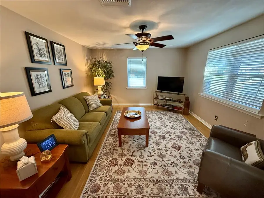 1136 Generes Drive, Harahan, LA 70123 - Image #2