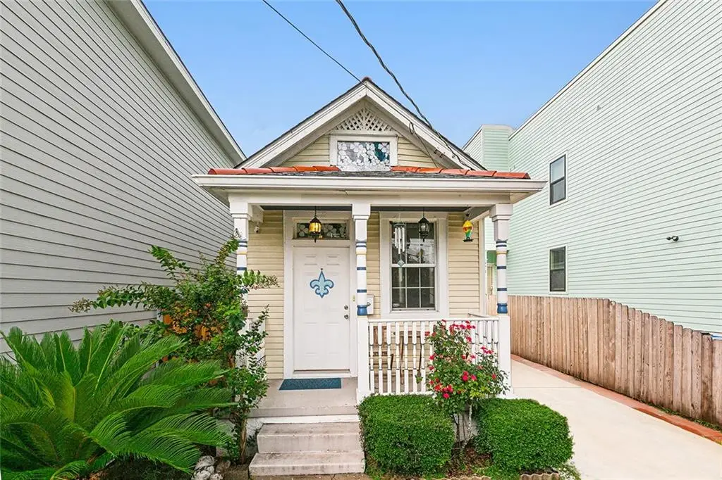 525 S Telemachus Street, New Orleans, LA 70119 - Image #1