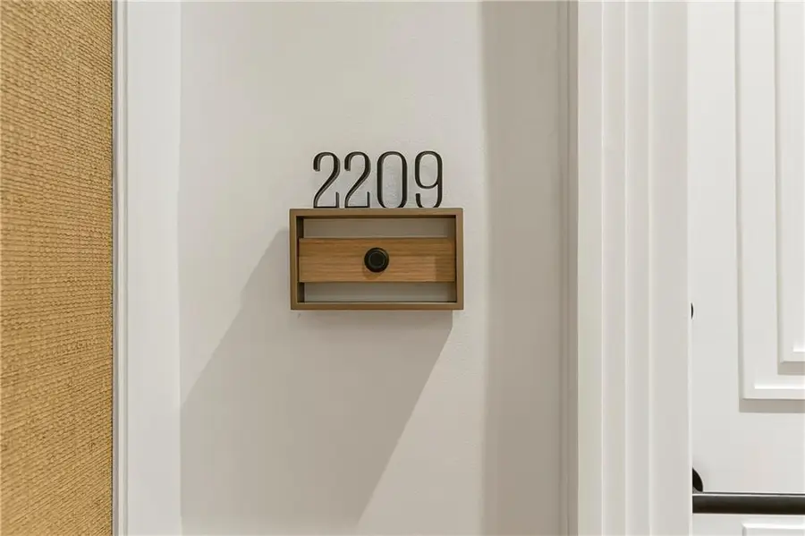 2 Canal Street #2209, New Orleans, LA 70130 - Image #3