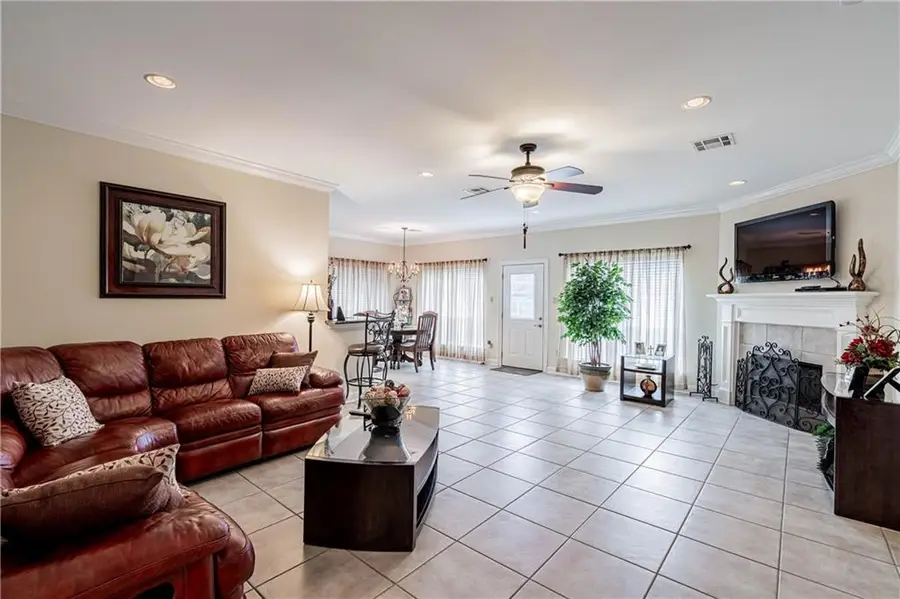 1326 Prentiss Avenue, New Orleans, LA 70122 - Image #2