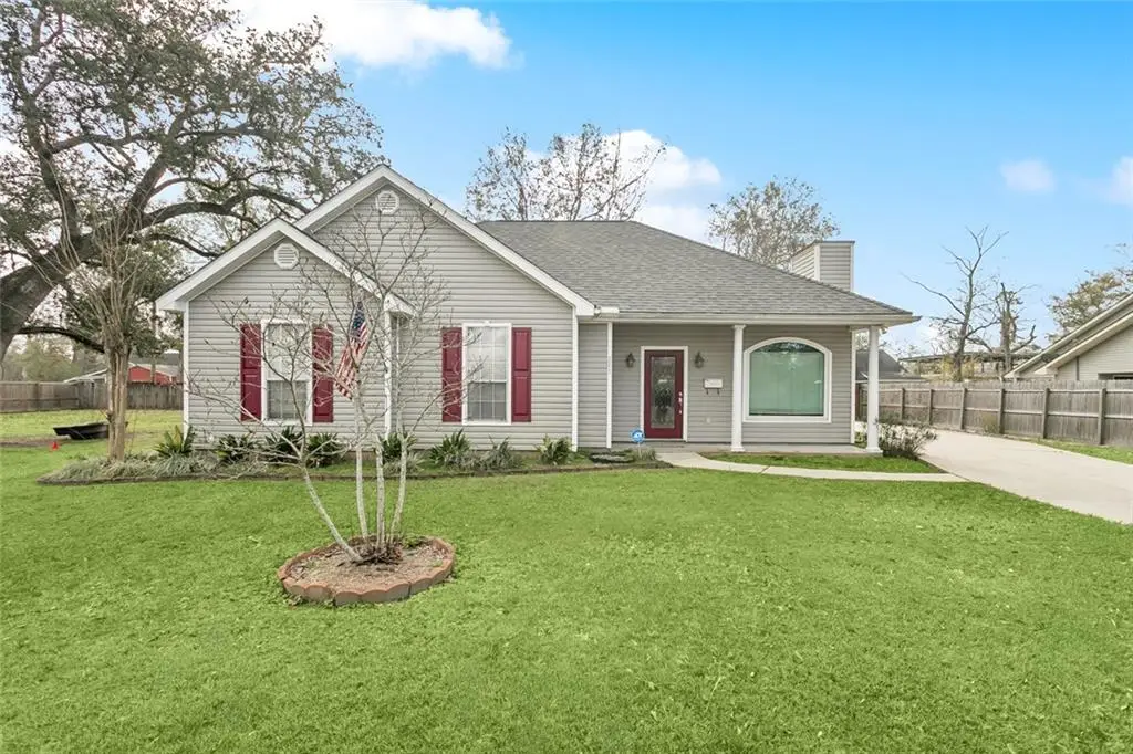 281 South Street, Ponchatoula, LA 70454 - Image #1