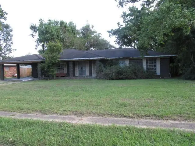 3908 Mertens Street, Alexandria, LA 71301 - Image #1