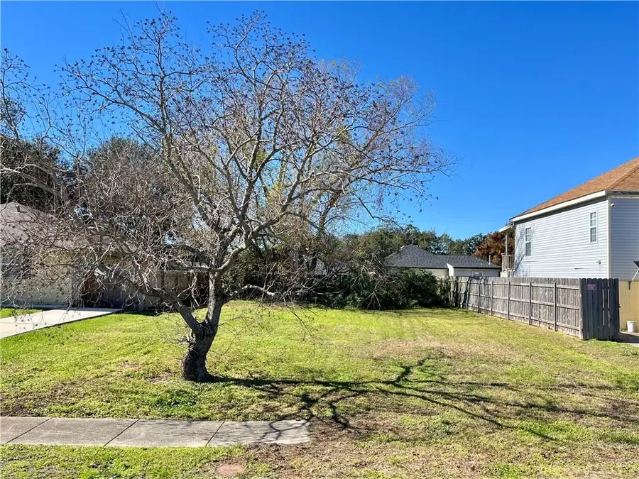 6614 Pauline Drive, New Orleans, LA 70126 - Image #2